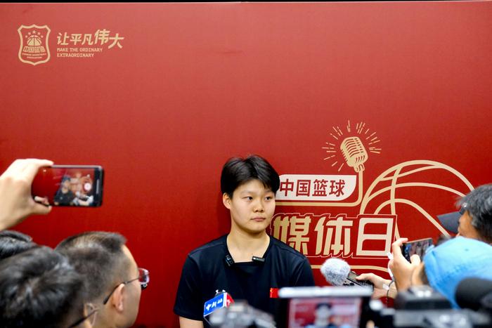 大学生球员如何应对季后赛压力_2